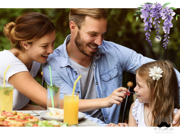 The Importance of Teaching Our Children Proper Social Etiquette: Tipping and Food Service Workers